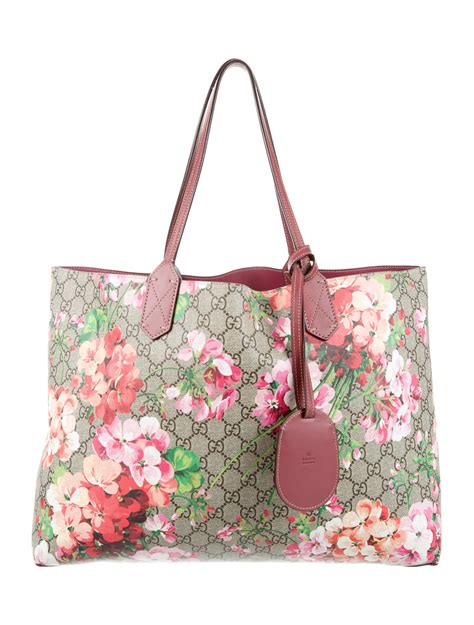 gucci bloom shopping bag|Gucci Bloom make up bag.